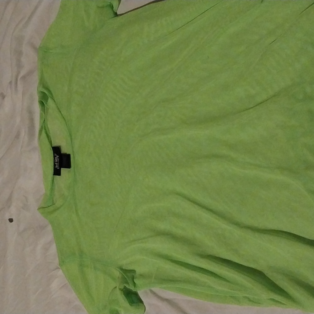 Top - Picture 1 of 2